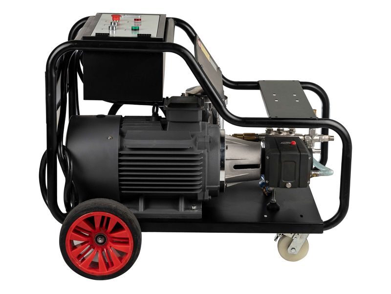 Bennett ZX8700 — Аппарат высокого давления на раме из железа фото 2