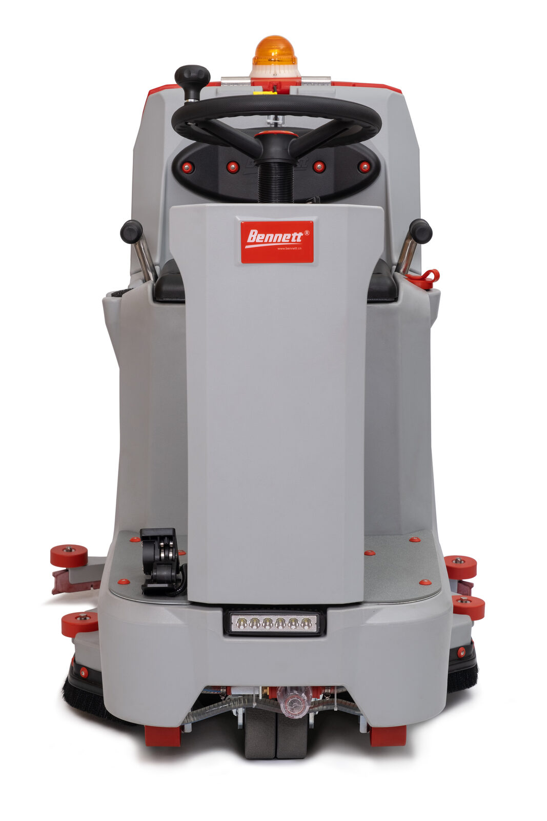 Bennett Ranger R75-66d Pro — Поломоечная машина с местом для оператора фото 10