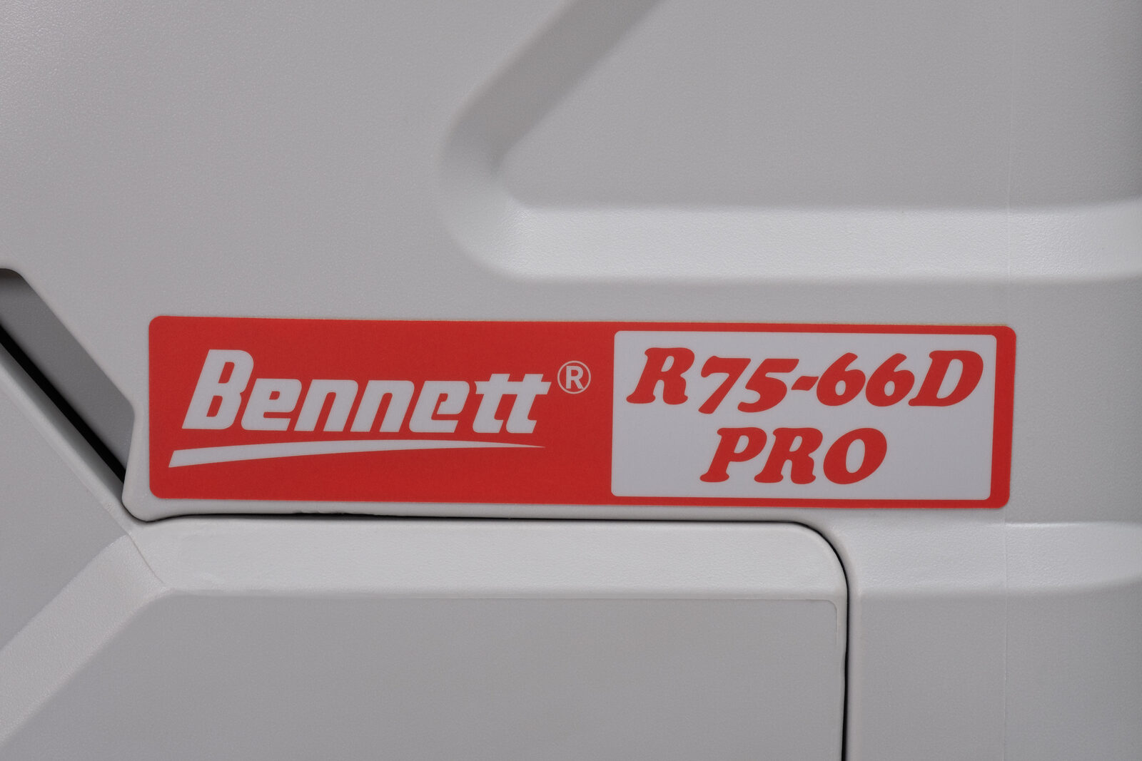 Bennett Ranger R75-66d Pro — Поломоечная машина с местом для оператора фото 3